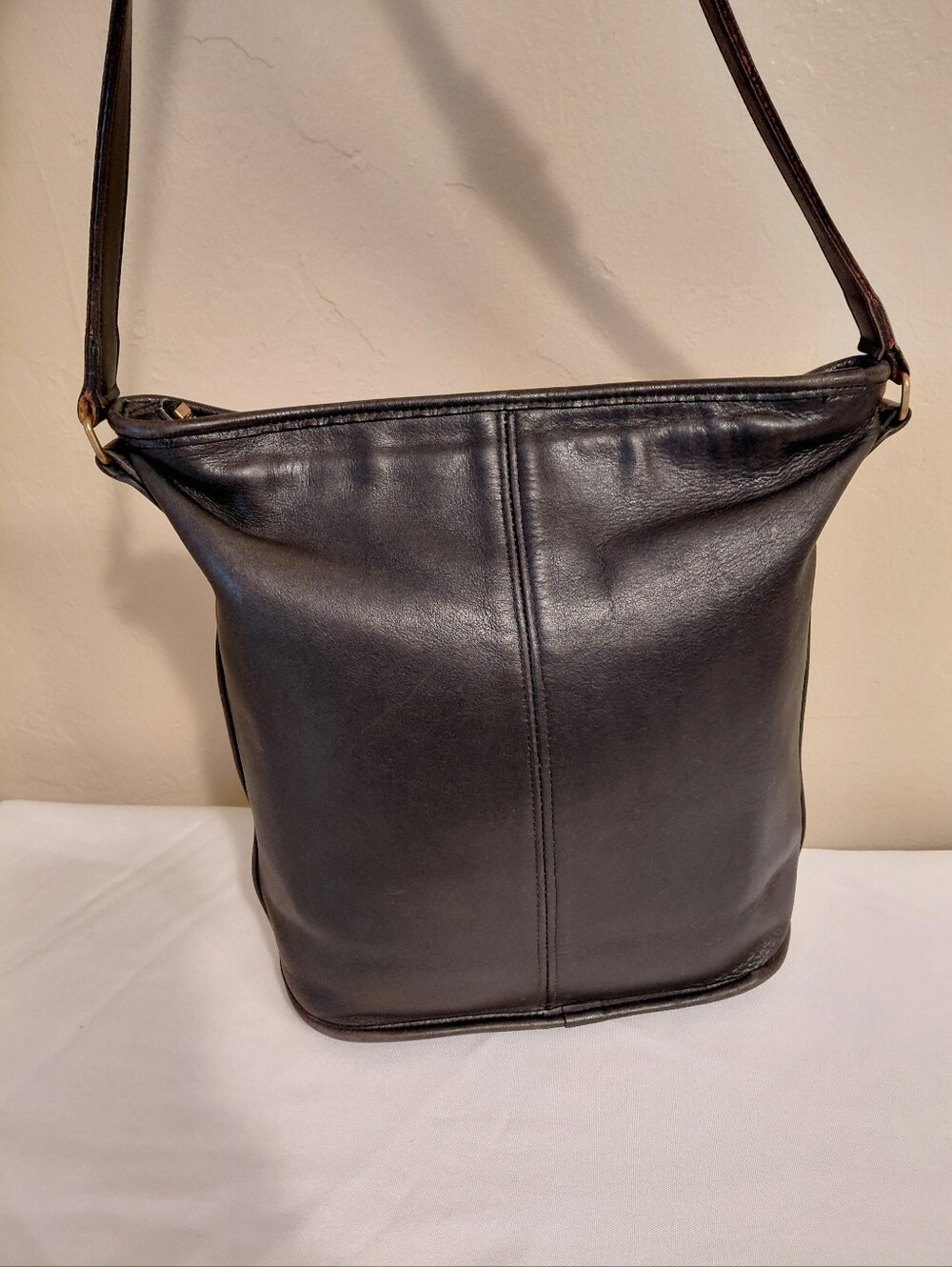Coach Vintage Bleecker Bucket Bag, Black Leather. - Picture 7 of 15